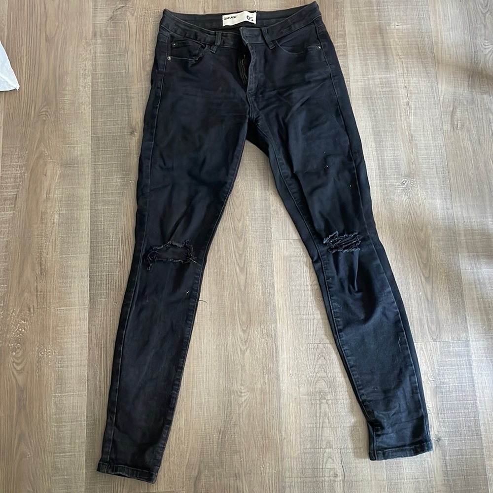 Black skinny jeans